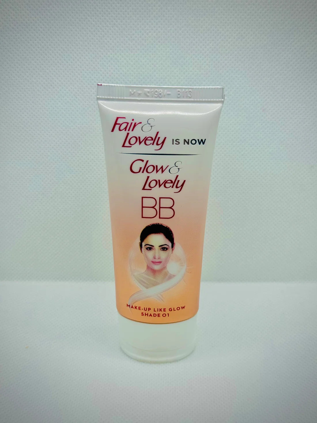 (pack of 12) Glow &amp; Lovely / Fair &amp; Lovely BB Cream   Multivitamin Cream 18g (random color)